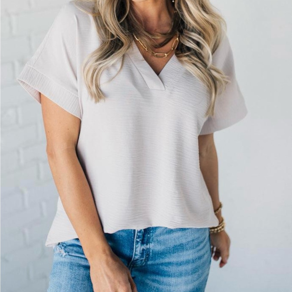 Zenana Lenaya Breezy V-Neck Top NWOT